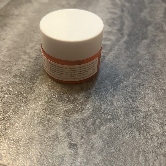 FARMACY Cheer Up Brightening Vitamin C Eye Cream with Acerola Cherry - Picture 3 of 4